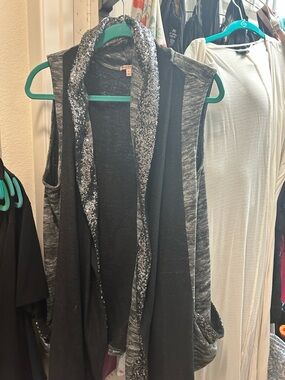 Juicy Couture Black and Gray Sleeveless Sequin-Trim Cardigan Vest
